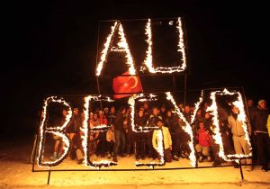 Öğrenciler Kar Şenliğinde buluştu